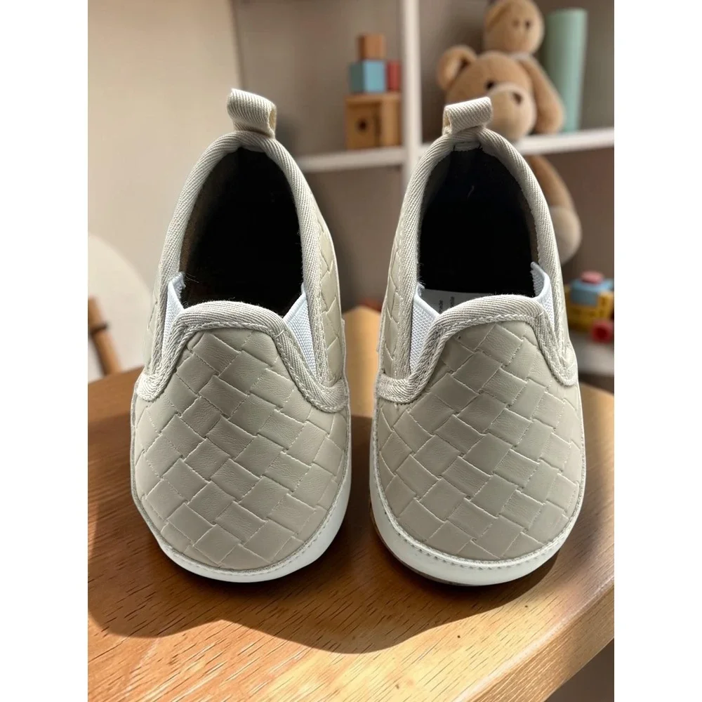 Unbranded Woven Faux Leather Slip On Loafer Baby Shoes Cream Size 3 Infant